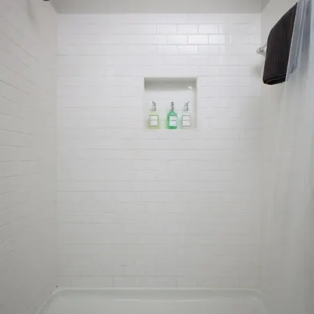 Cozy 1Br Haven W Pool, Gym, Steps From Riverwalk